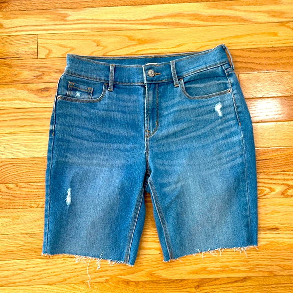 Old Navy Bermuda Shorts, Size 4